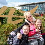 yat-reisen-behinderte-menschen-mit-betreuung_freundschaft-02